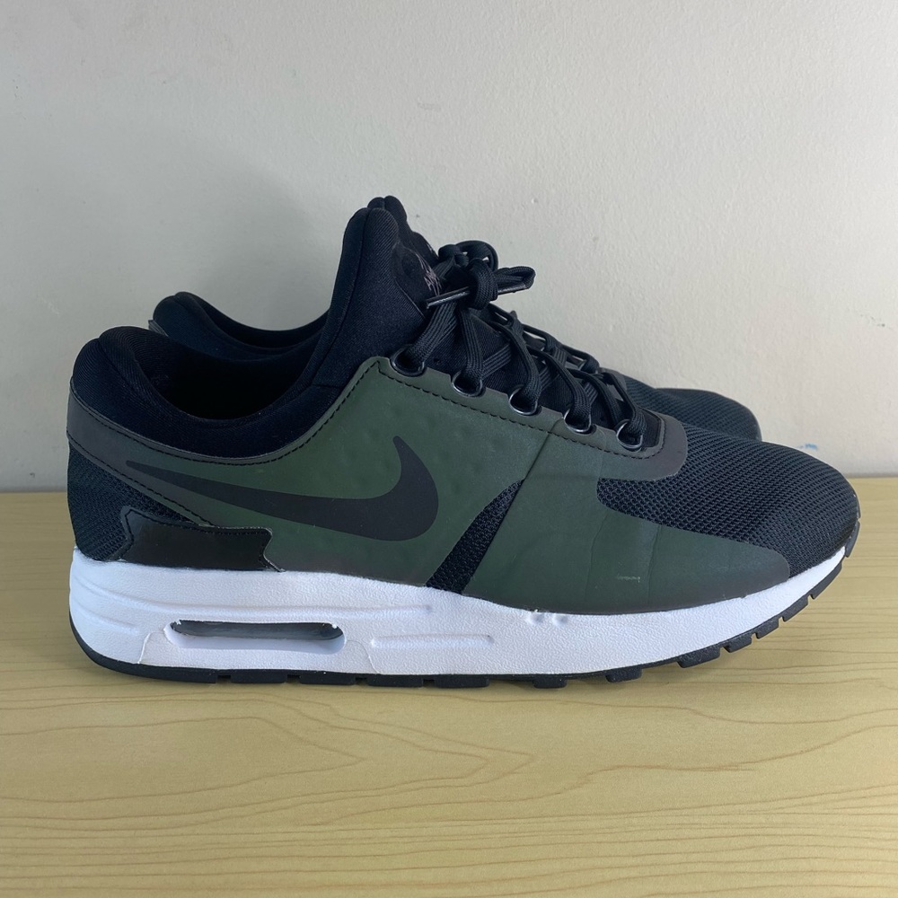 Nike Air Max Zero Se Shoe Reflective Green